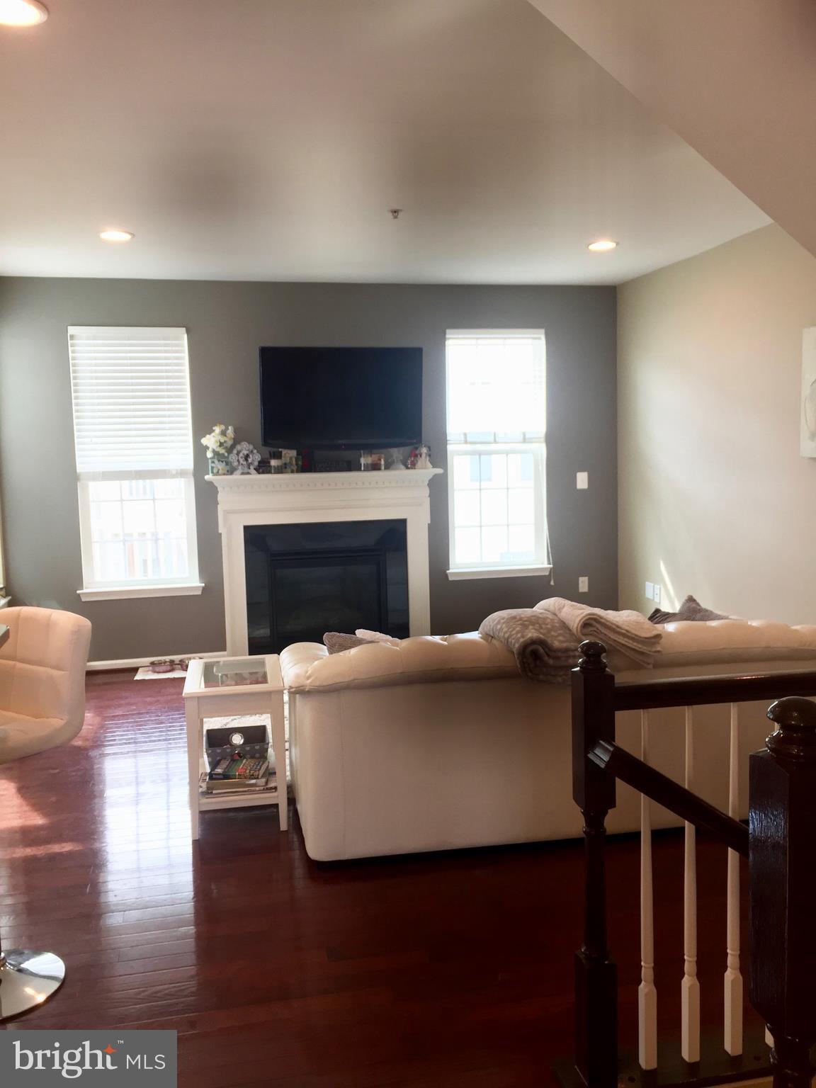 MONMOUTH MEADOWS - Residential Lease