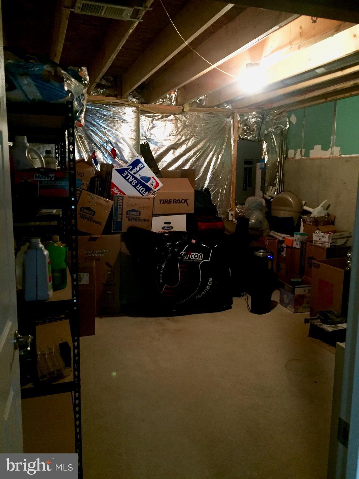 MONMOUTH MEADOWS - Residential Lease