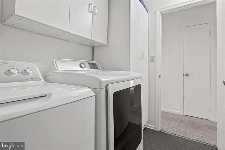 HUNTERS CROSSING - Residential Lease