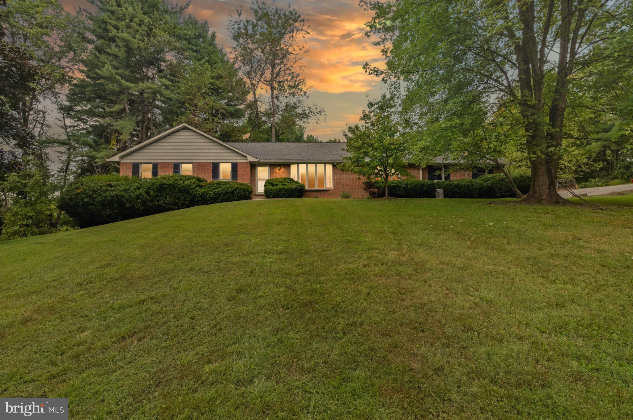 2712 MONKTON ROAD
