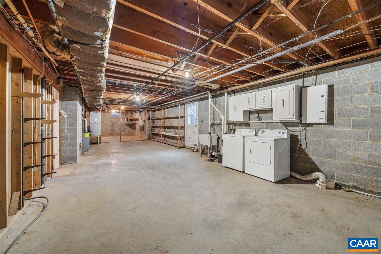 VIRGINIA VILLAGE - Residential