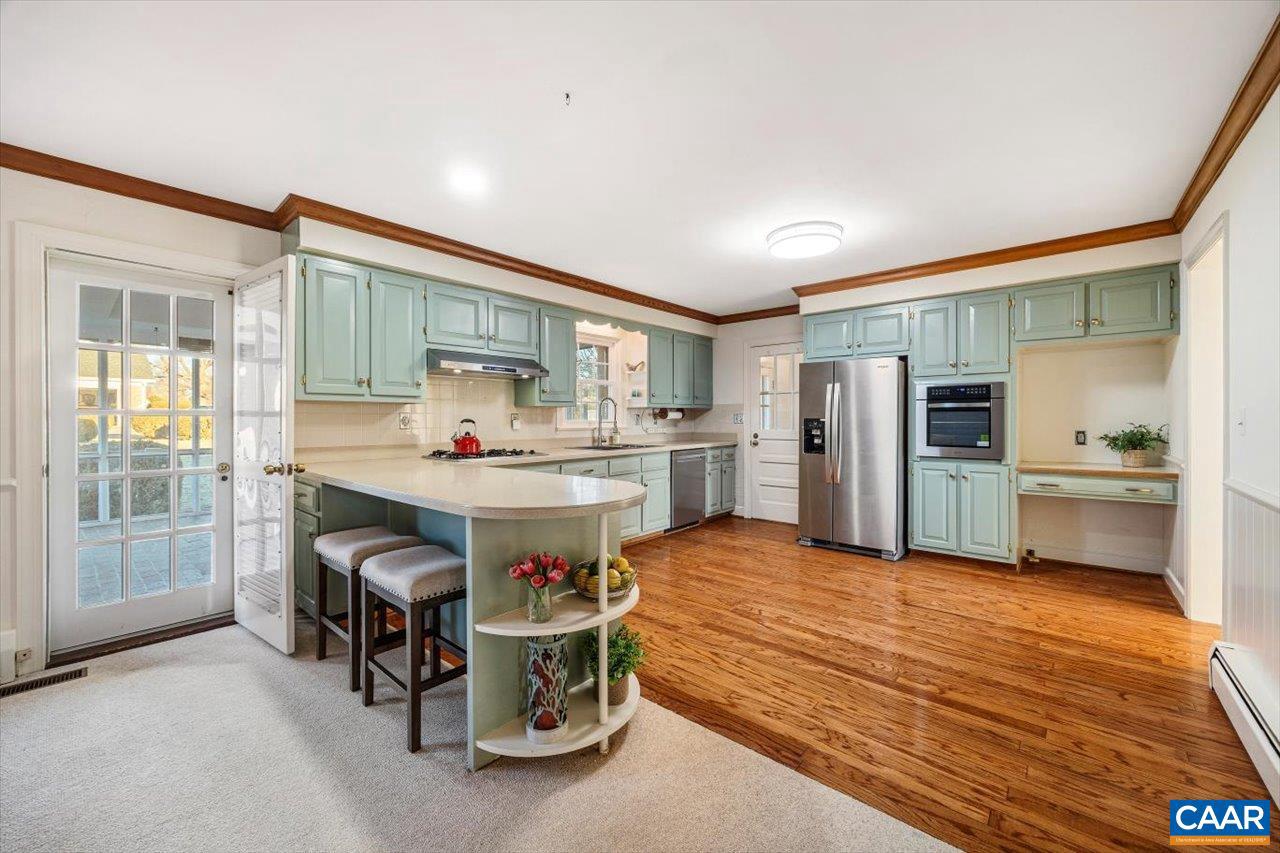 VIRGINIA VILLAGE - Residential