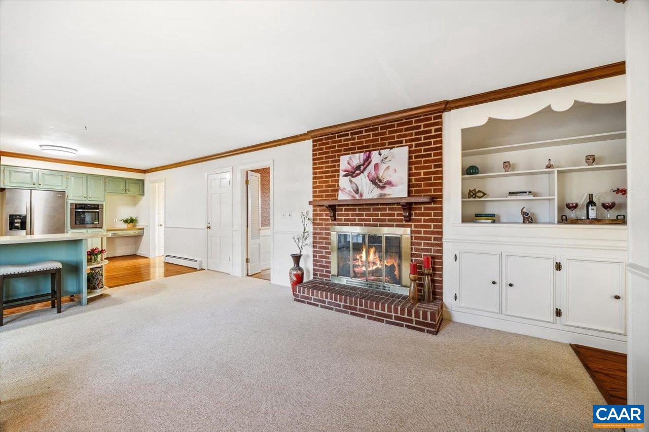 VIRGINIA VILLAGE - Residential