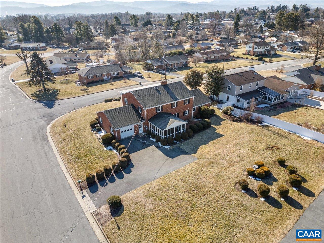 VIRGINIA VILLAGE - Residential