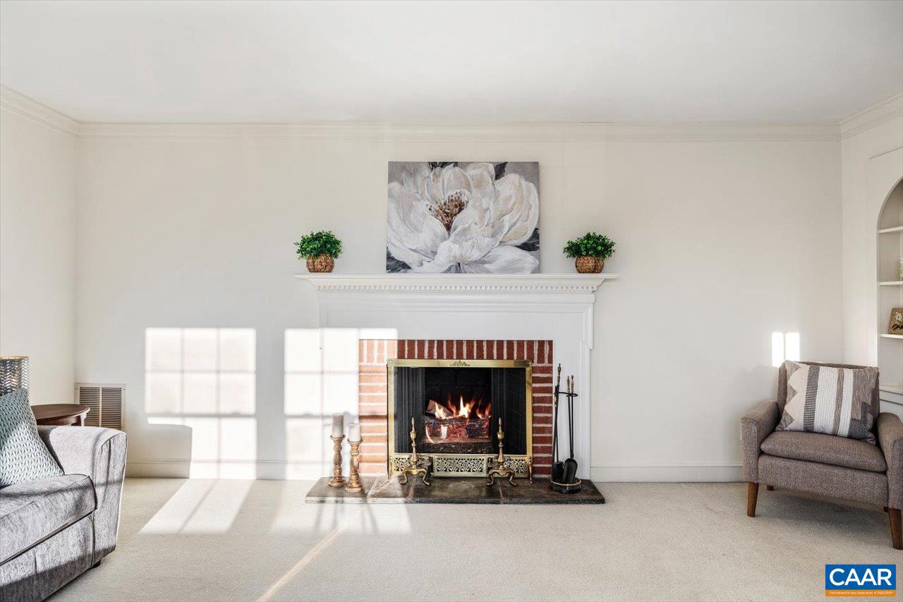 VIRGINIA VILLAGE - Residential