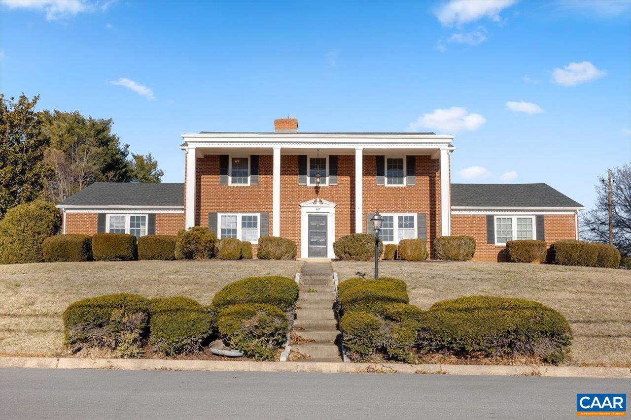 VIRGINIA VILLAGE - Residential