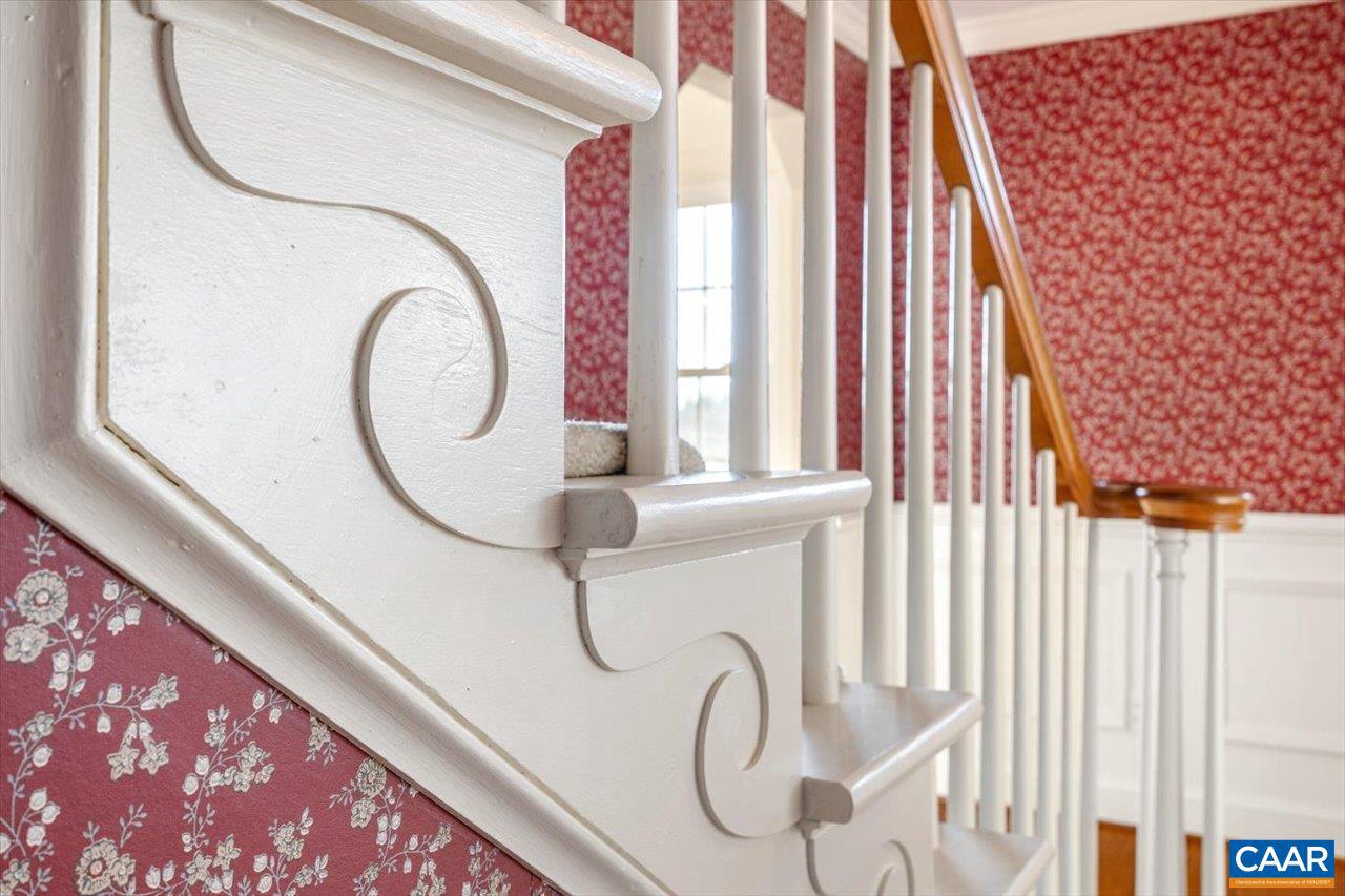 VIRGINIA VILLAGE - Residential