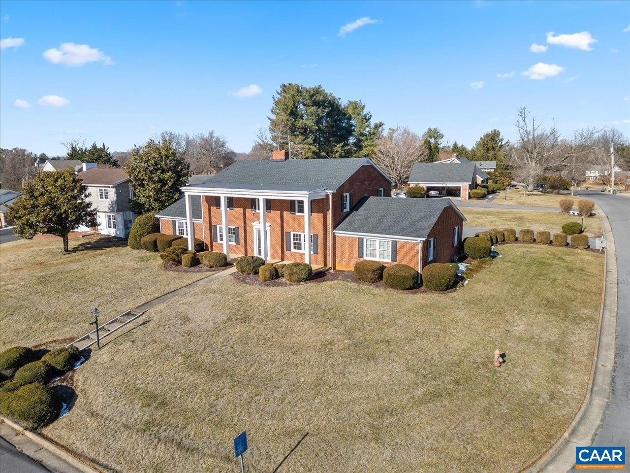 VIRGINIA VILLAGE - Residential