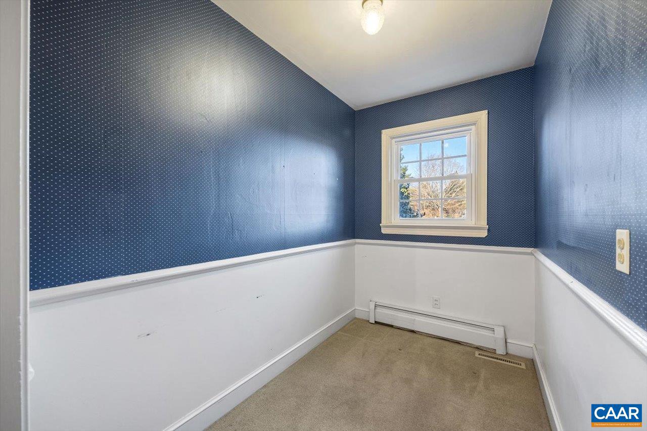 VIRGINIA VILLAGE - Residential