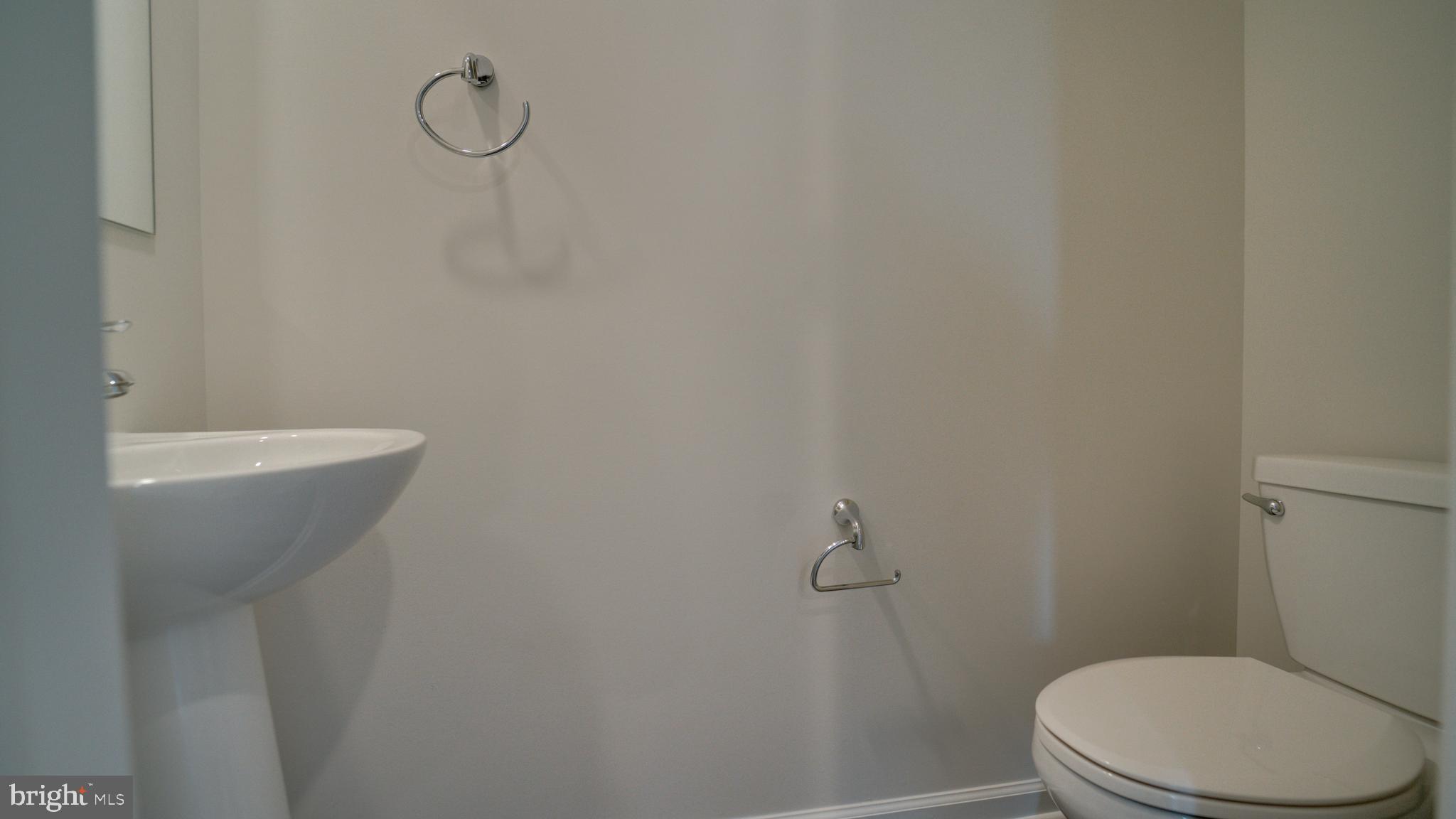 RED CLOVER MEADOWS - Residential Lease