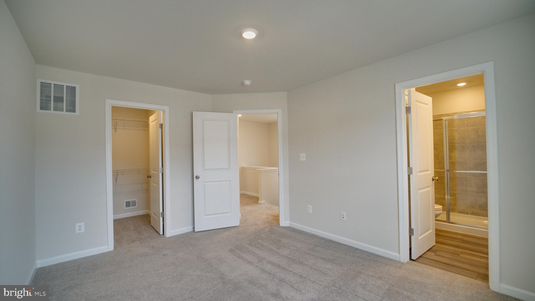 RED CLOVER MEADOWS - Residential Lease