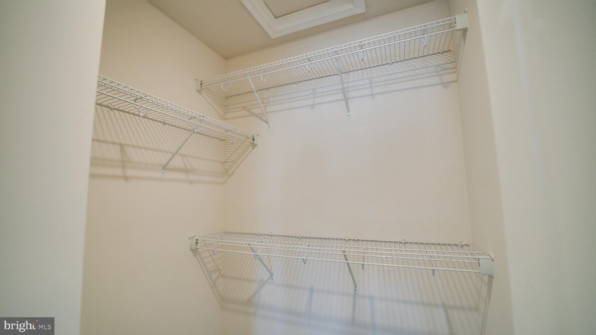 RED CLOVER MEADOWS - Residential Lease