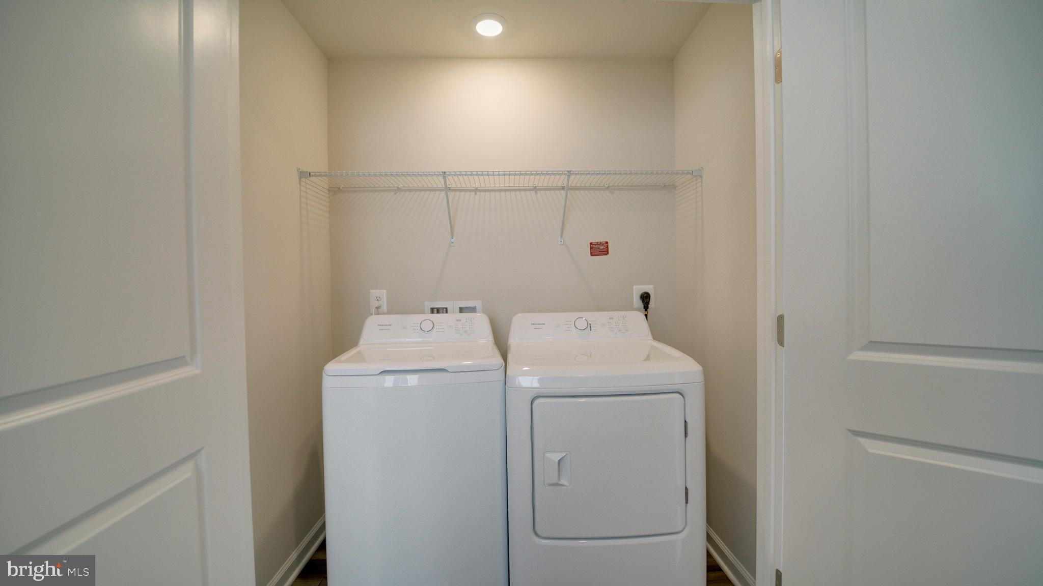 RED CLOVER MEADOWS - Residential Lease