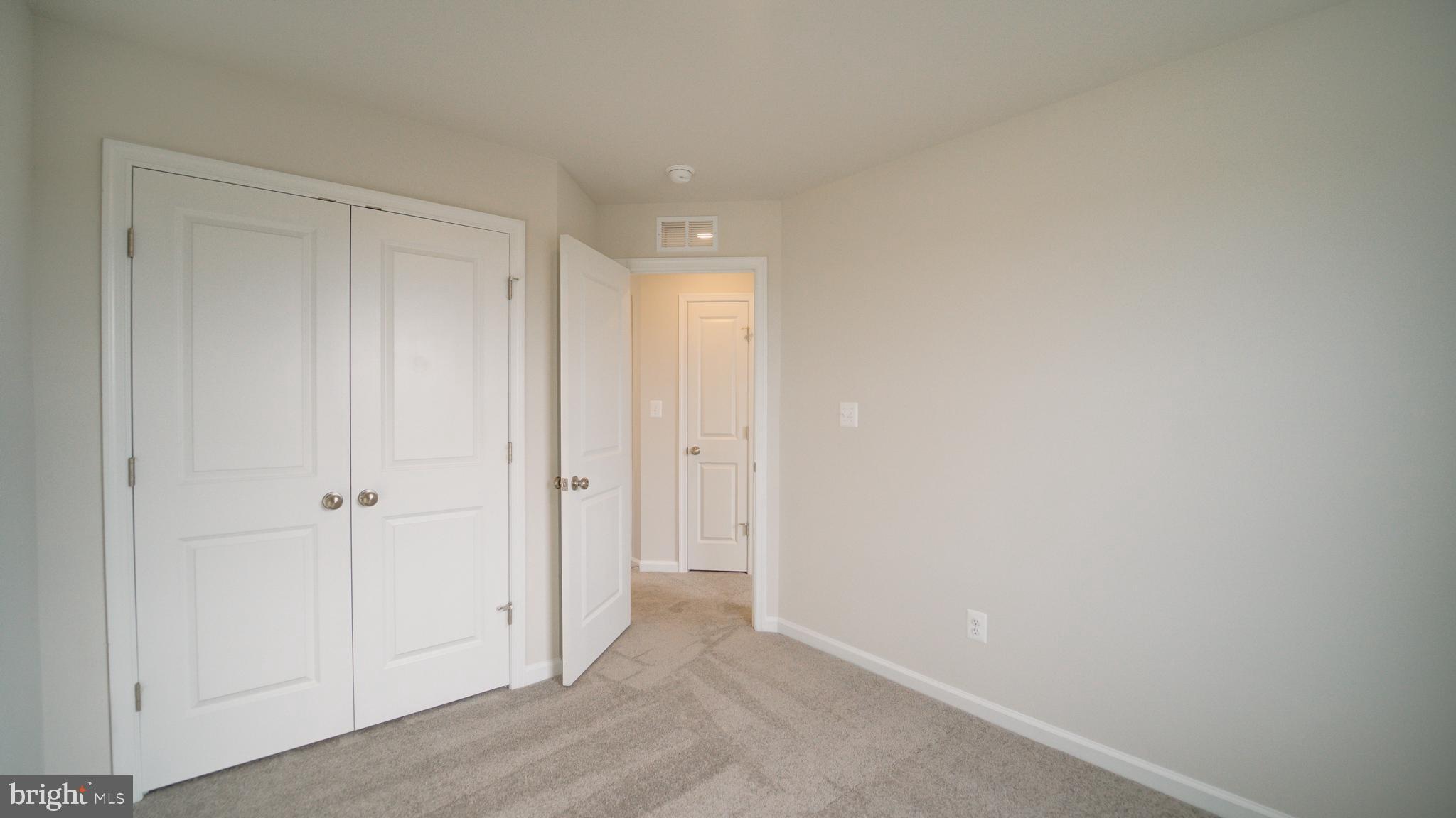 RED CLOVER MEADOWS - Residential Lease