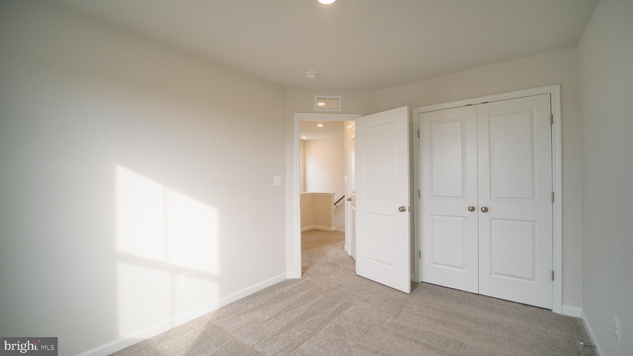 RED CLOVER MEADOWS - Residential Lease