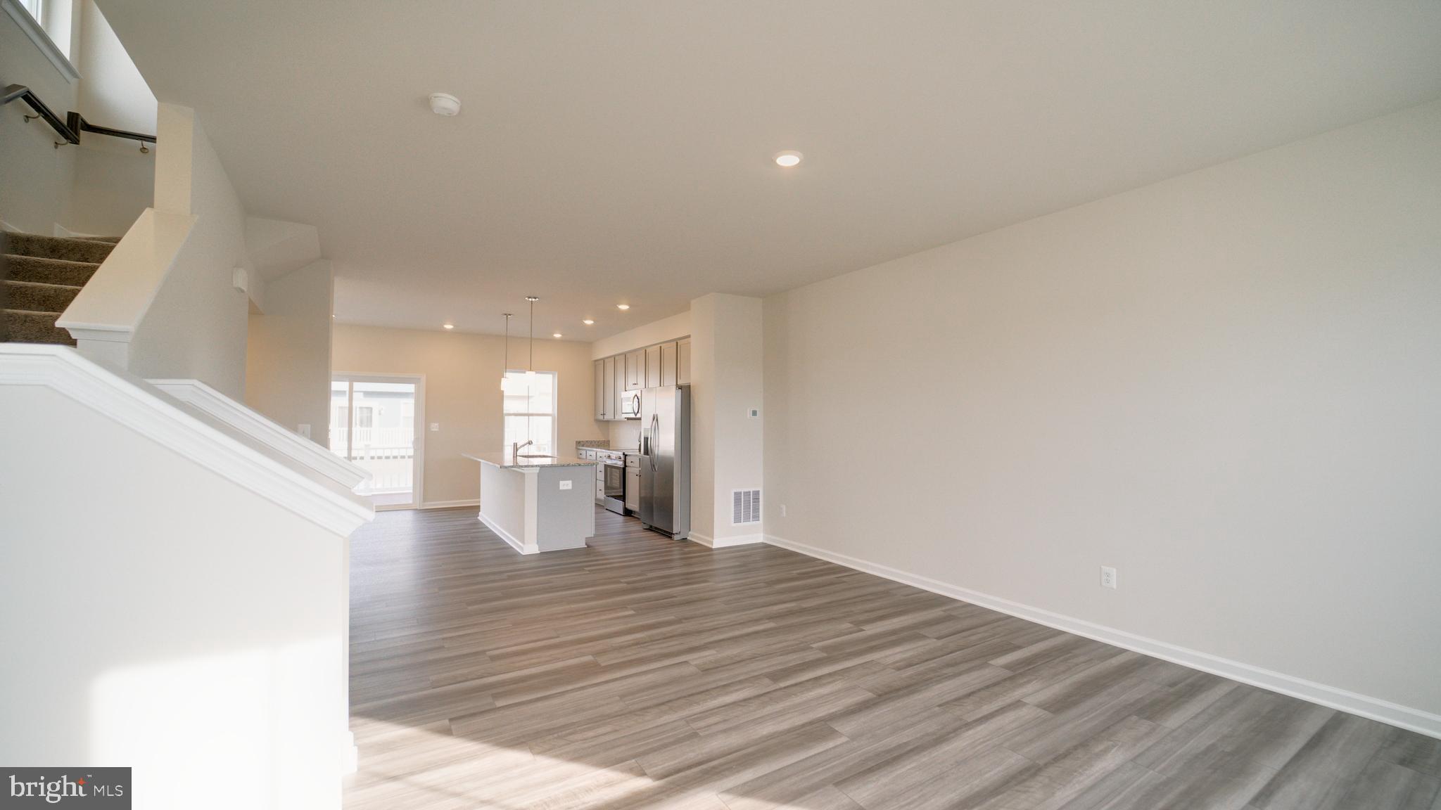 RED CLOVER MEADOWS - Residential Lease