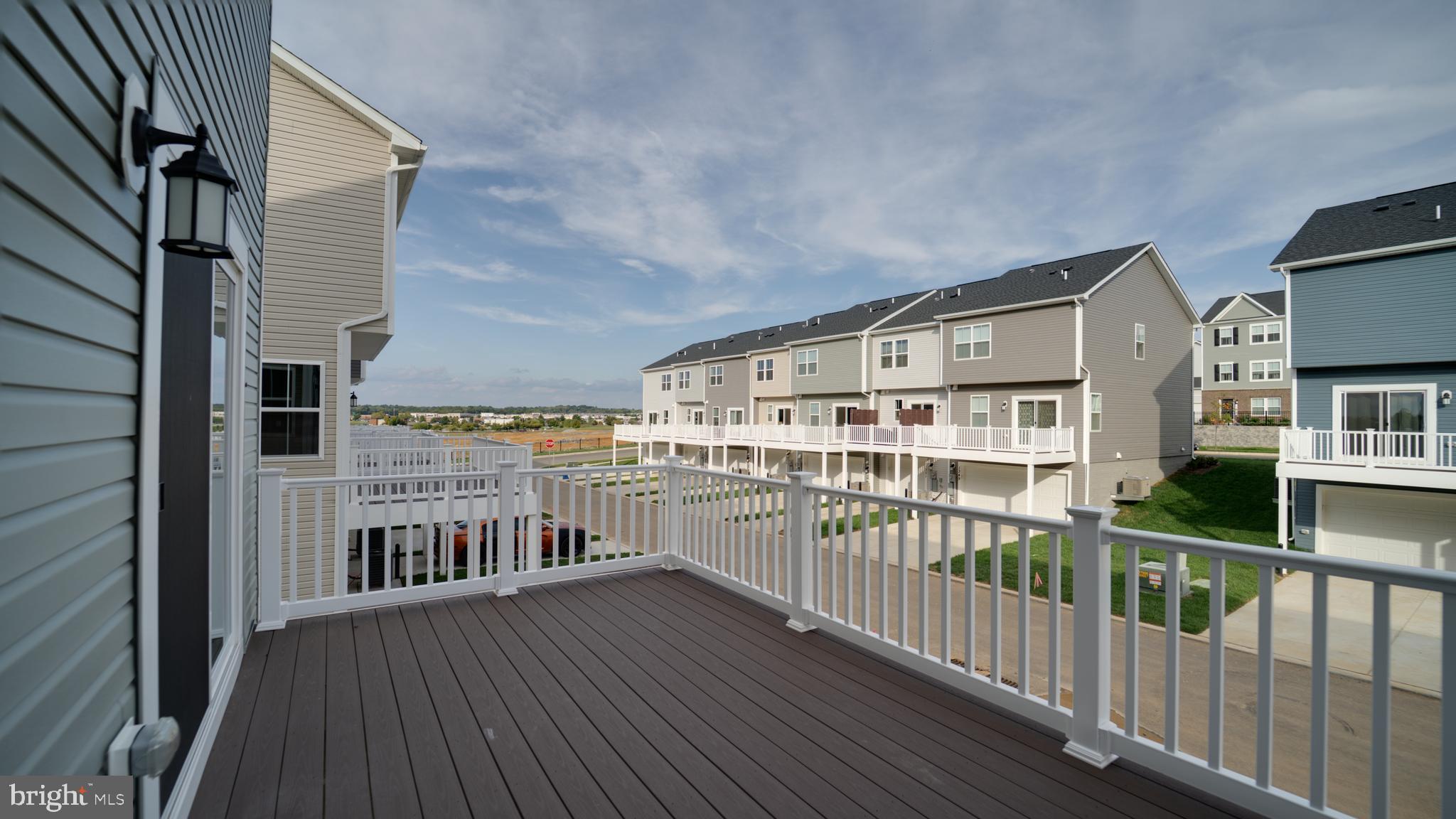 RED CLOVER MEADOWS - Residential Lease