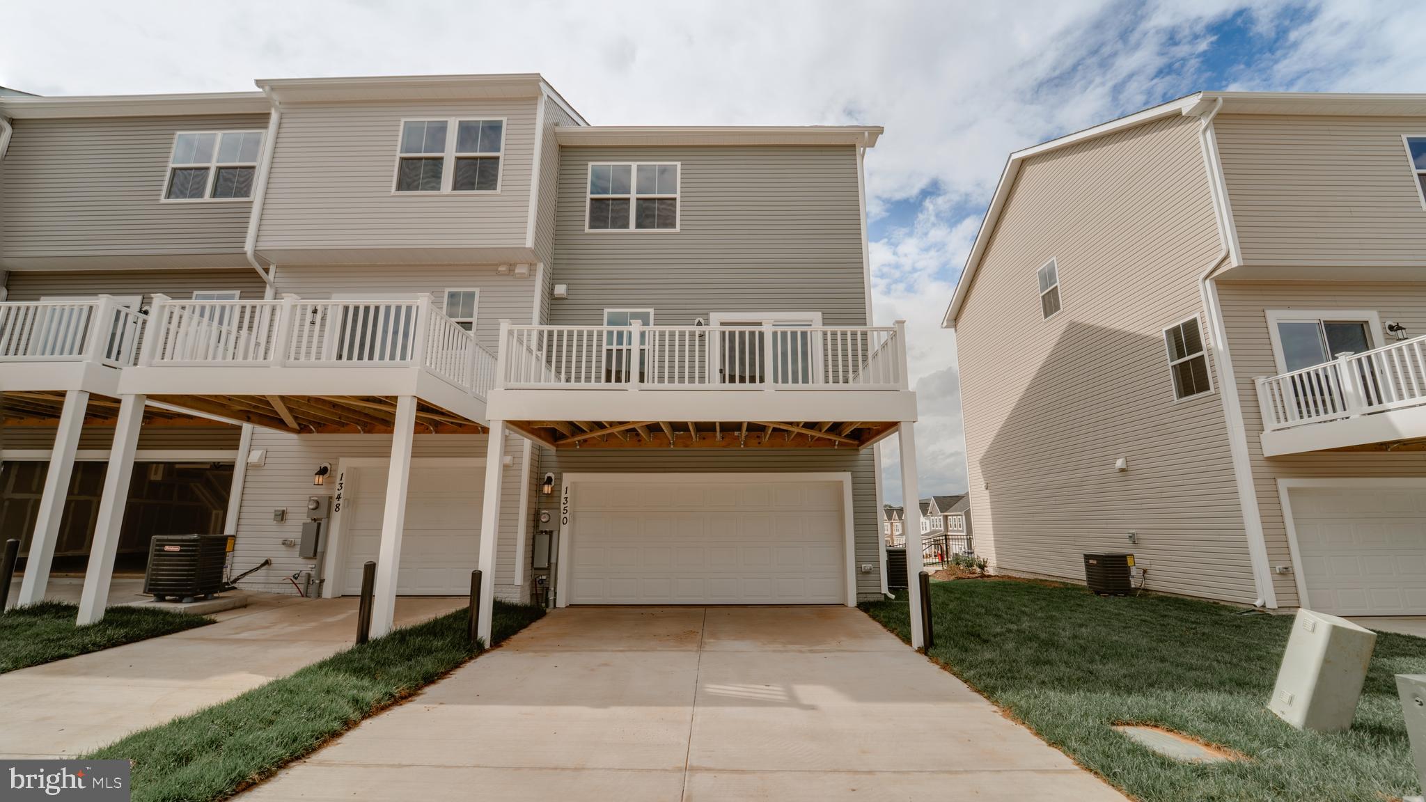 RED CLOVER MEADOWS - Residential Lease