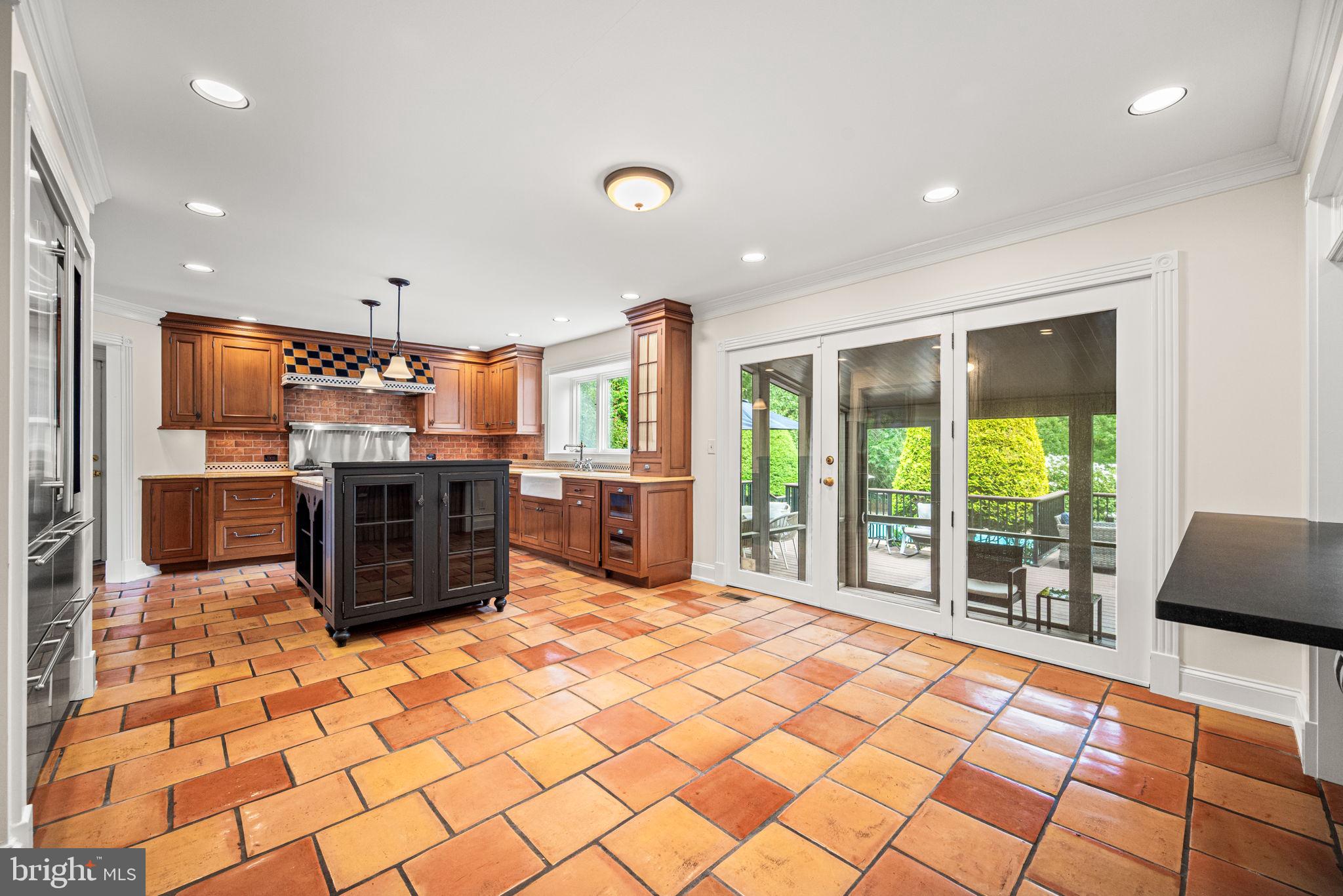 BRYN MAWR - Residential