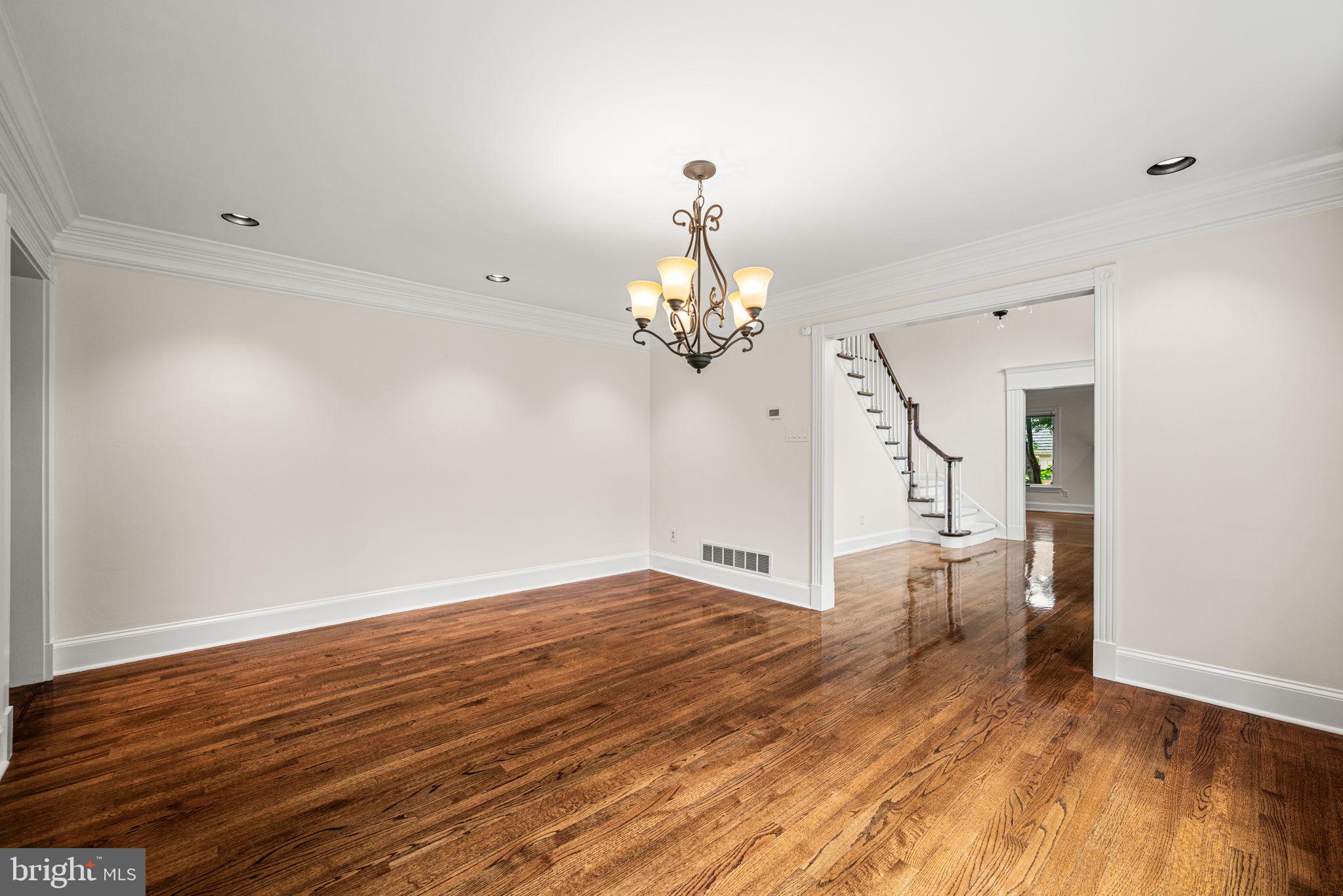 BRYN MAWR - Residential