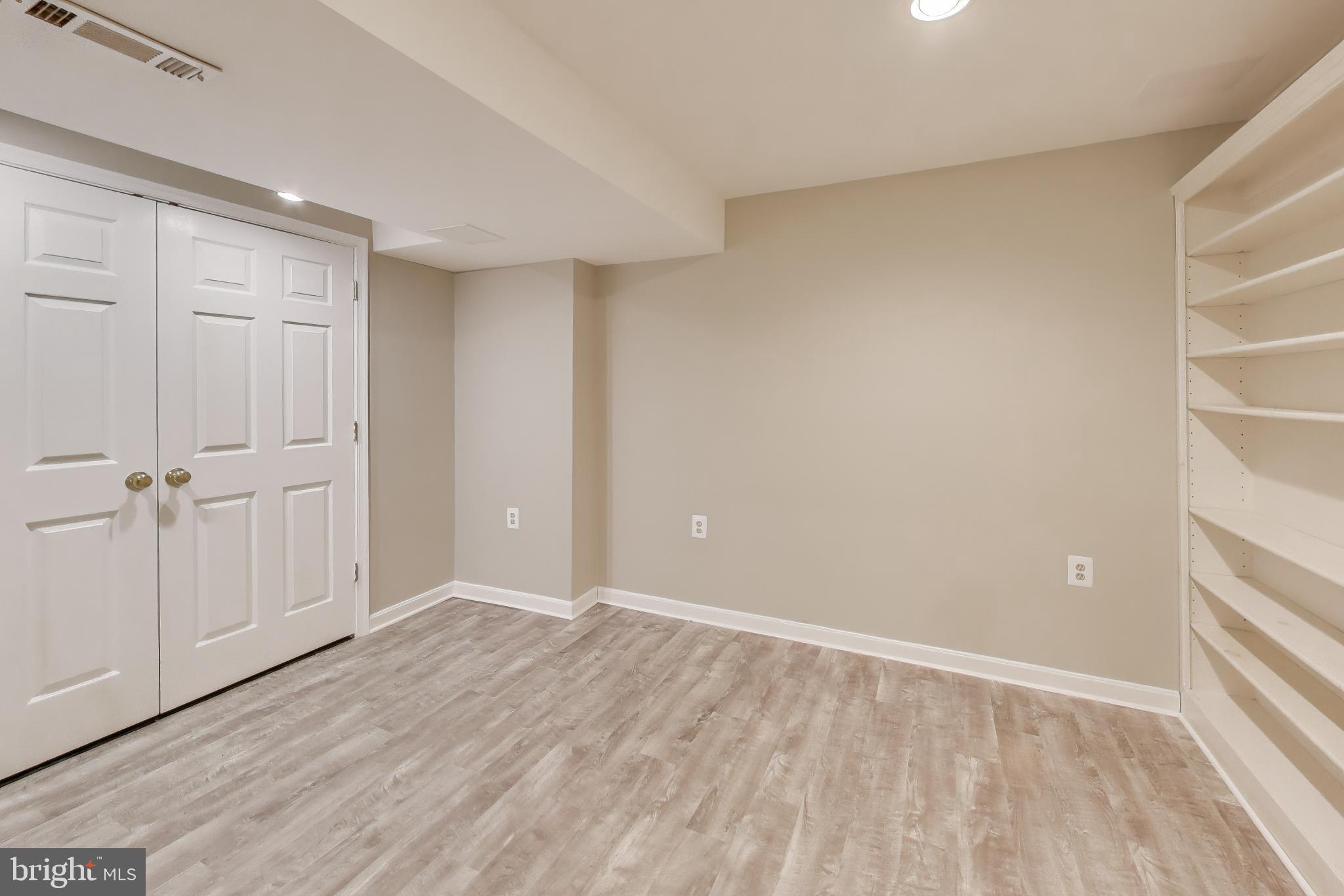 VILLAGES OF PURCELLVILLE - Residential