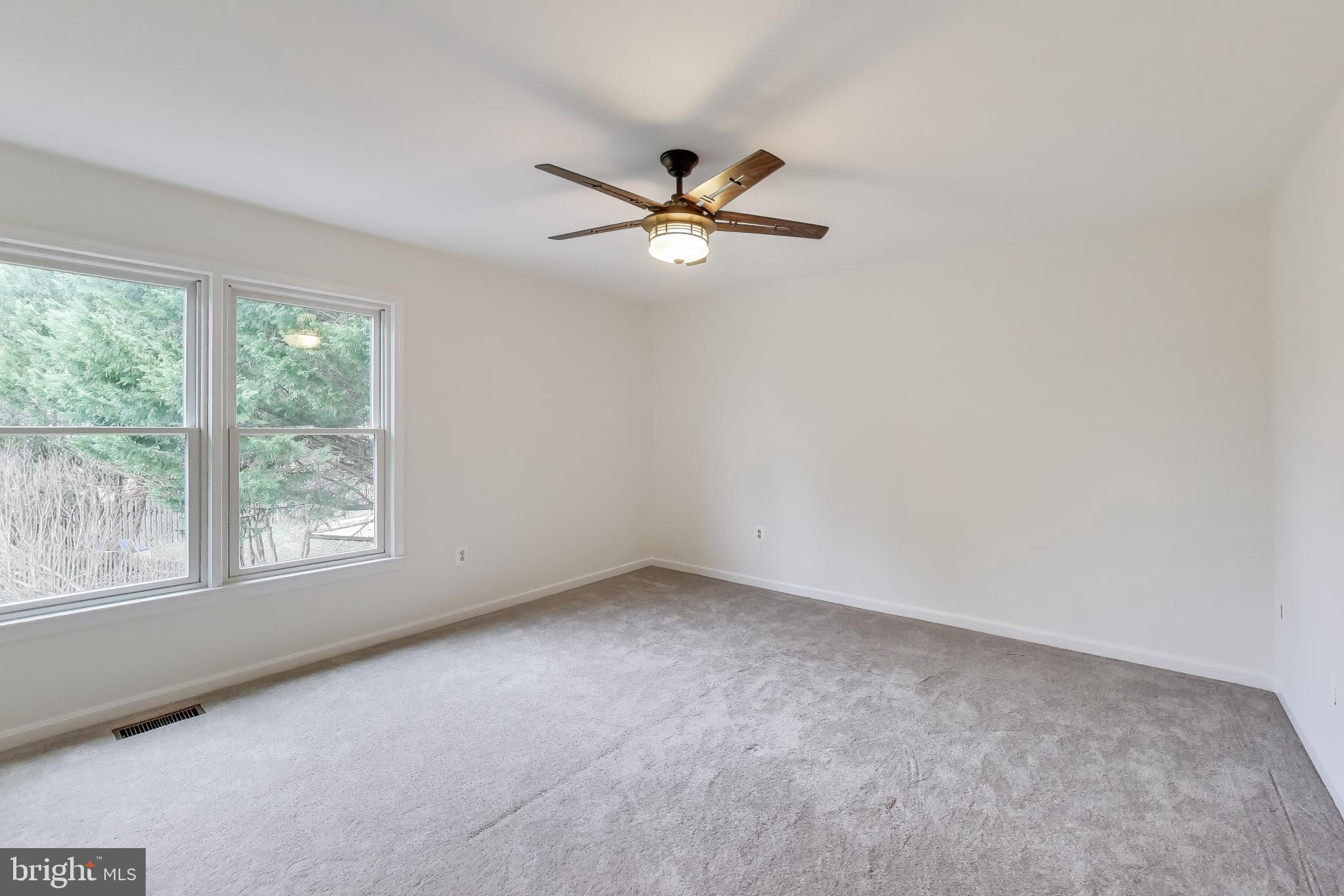 VILLAGES OF PURCELLVILLE - Residential