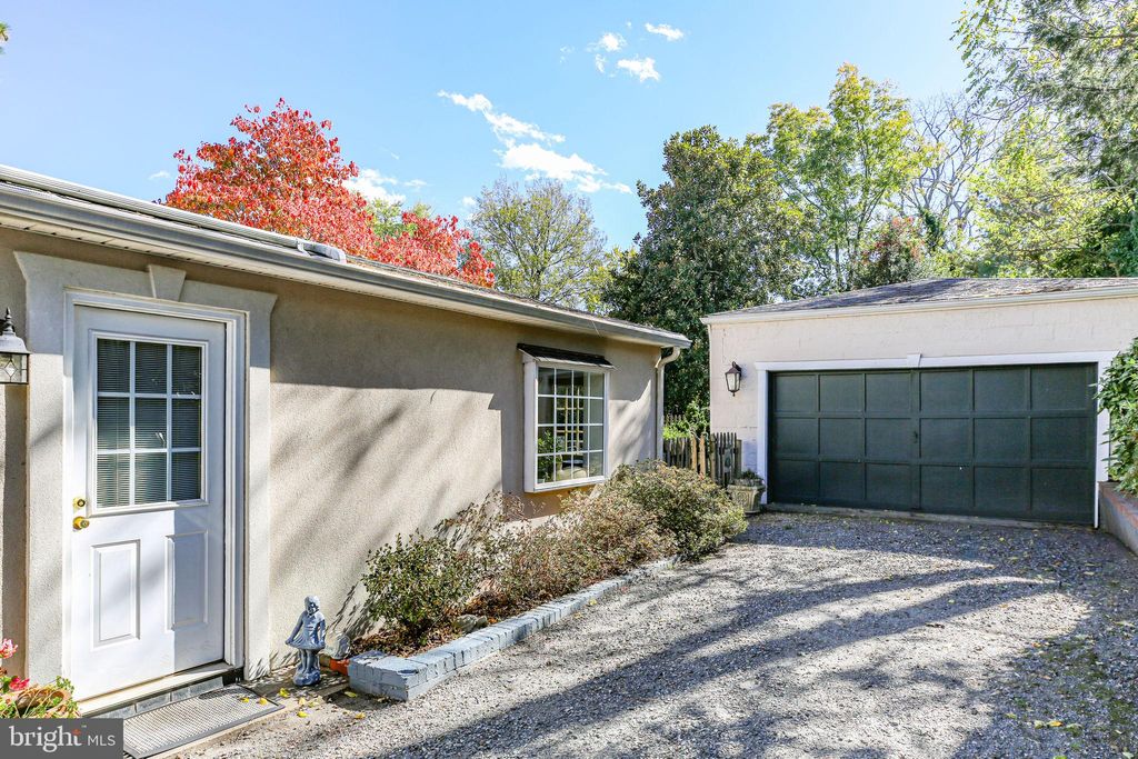 Photo of 506 Hawke Street, FREDERICKSBURG, VA 22401 (MLS # VAFB2009166)