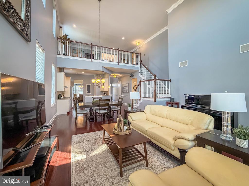 REGENCY AT YARDLEY - Residential