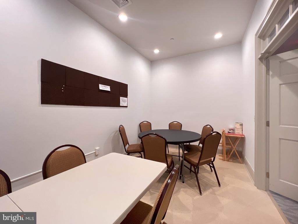 REGENCY AT YARDLEY - Residential