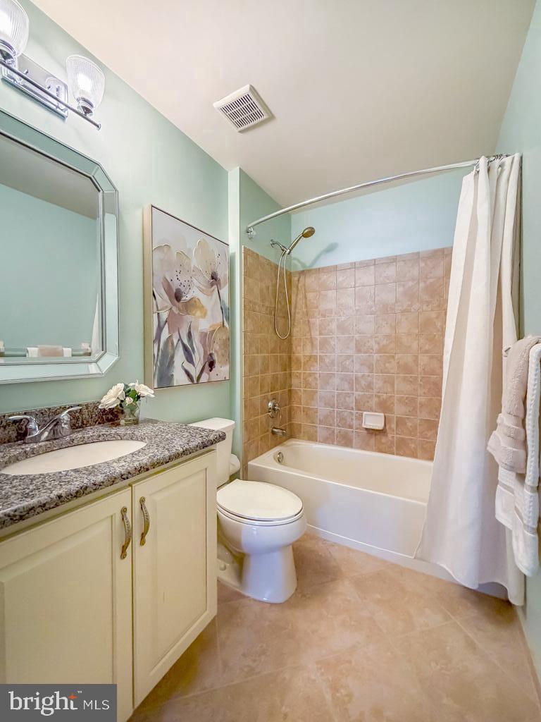 REGENCY AT YARDLEY - Residential