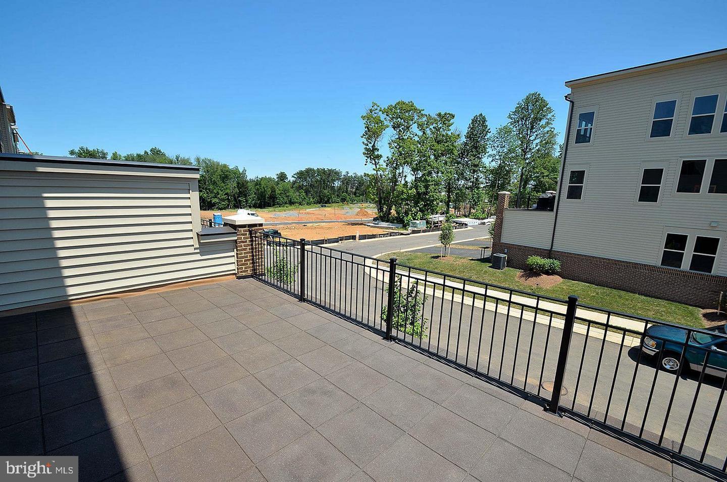 BRAMBLETON TOWN CENTER - Residential Lease