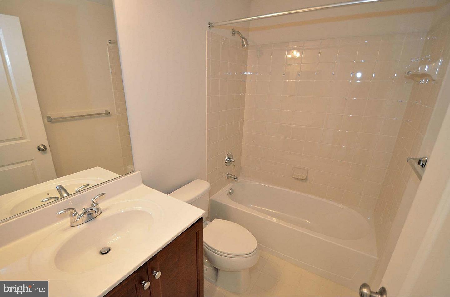 BRAMBLETON TOWN CENTER - Residential Lease