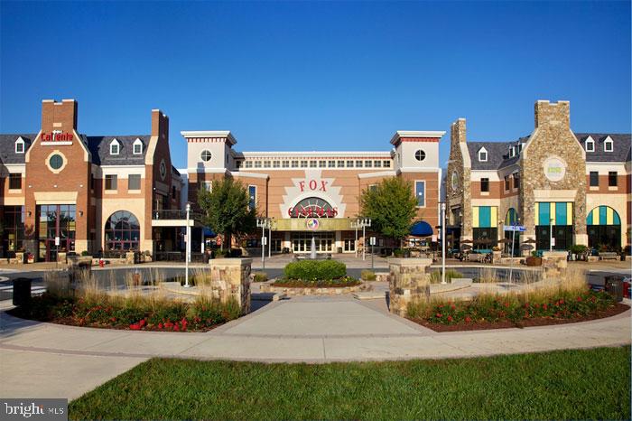 BRAMBLETON TOWN CENTER - Residential Lease