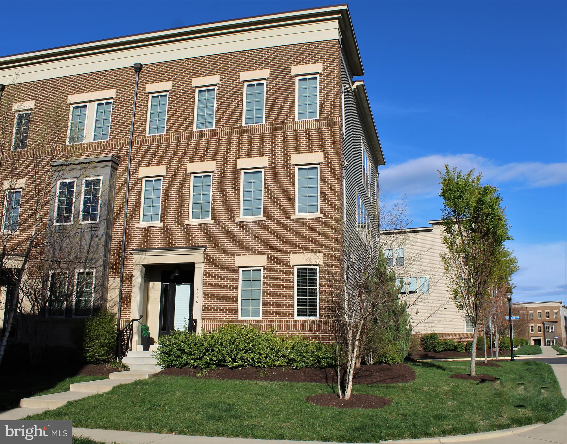 BRAMBLETON TOWN CENTER - Residential Lease