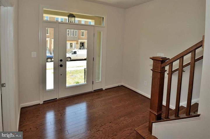 BRAMBLETON TOWN CENTER - Residential Lease