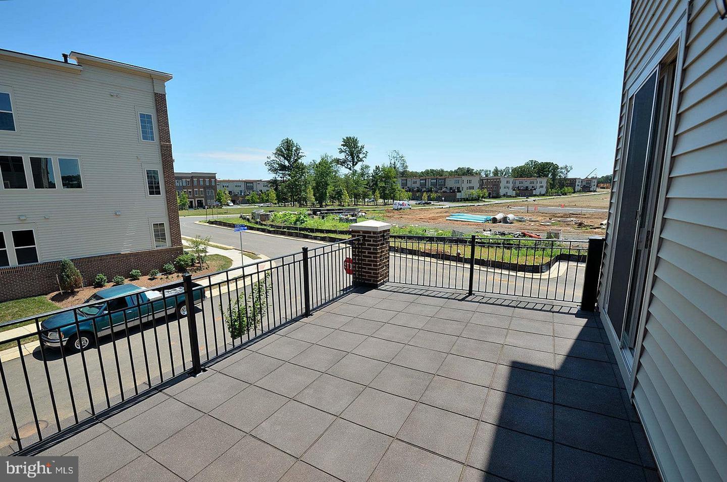 BRAMBLETON TOWN CENTER - Residential Lease