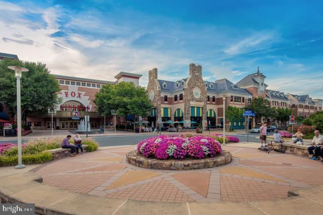 BRAMBLETON TOWN CENTER - Residential Lease