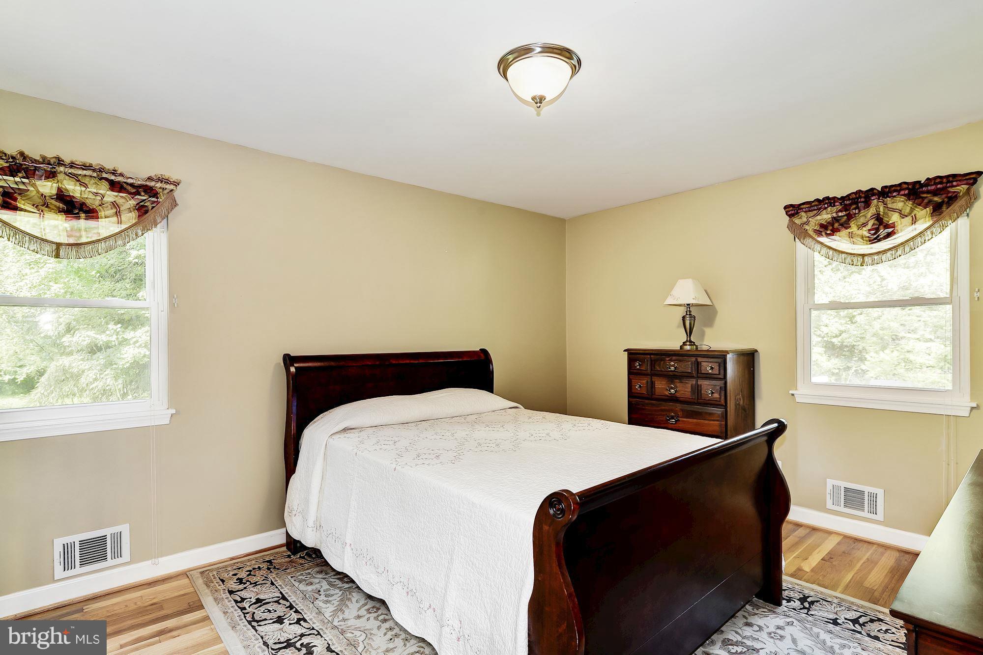 LONGFELLOW - Residential