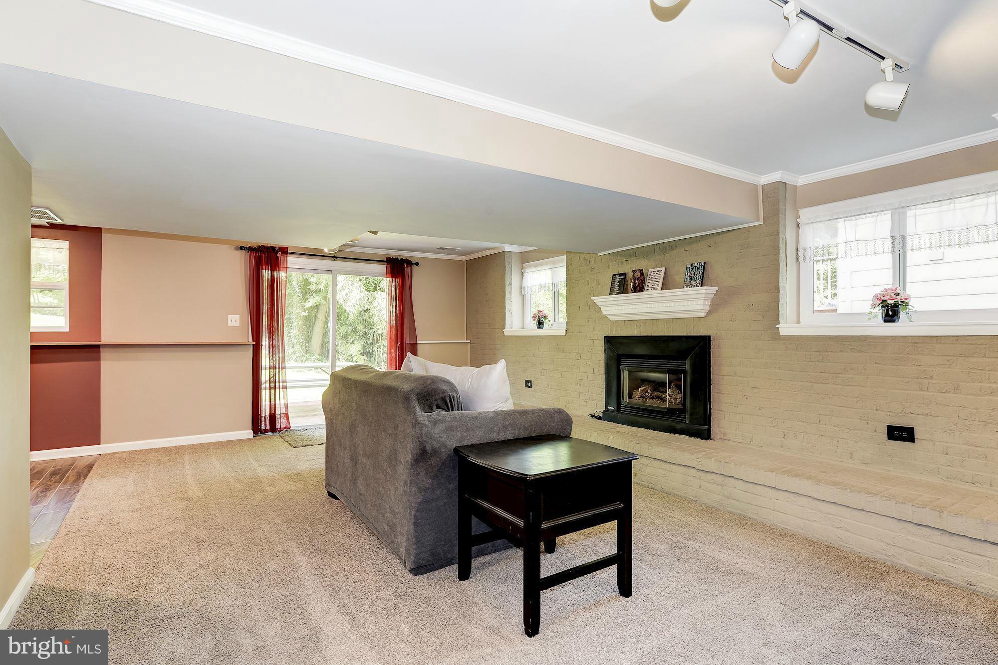 LONGFELLOW - Residential