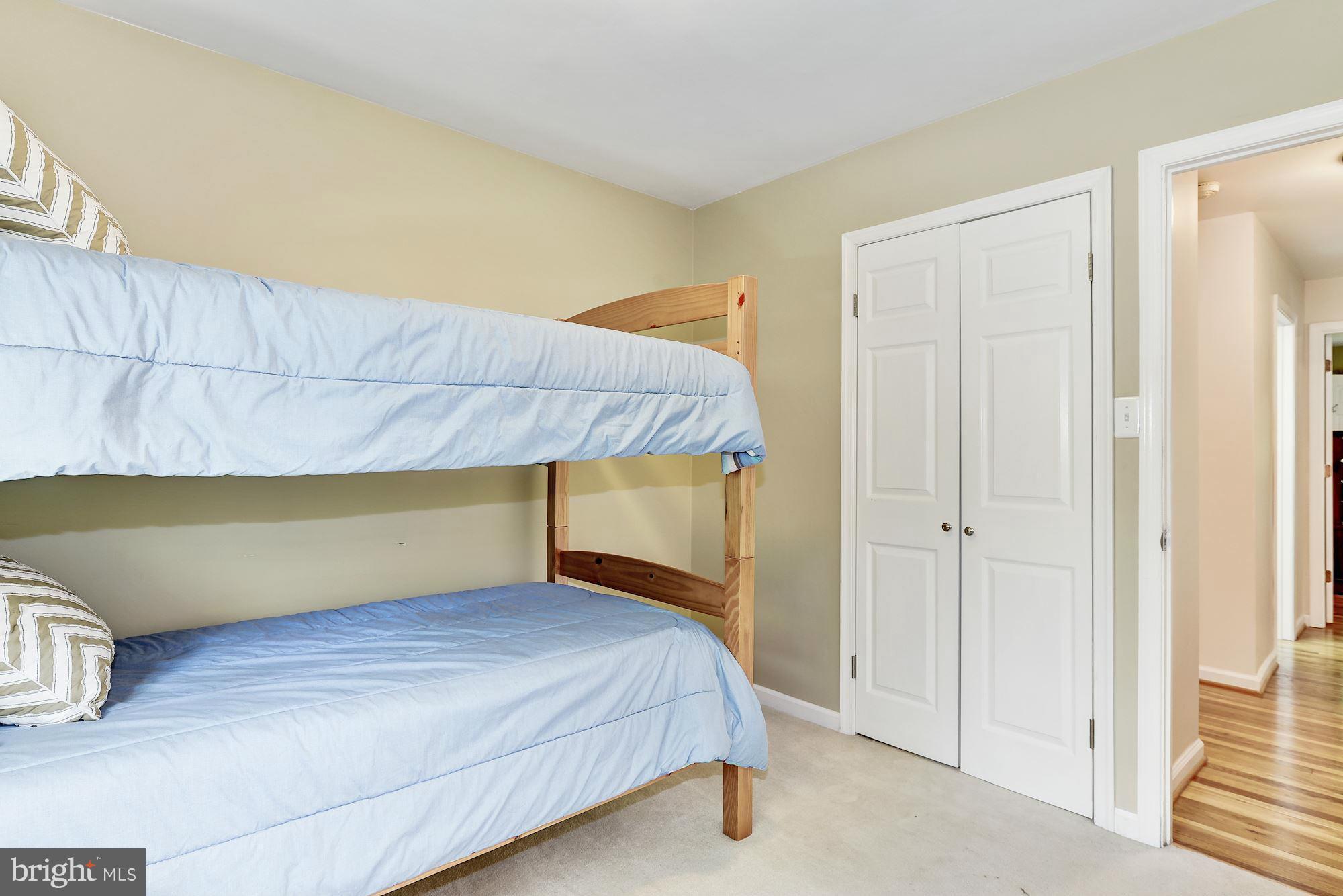 LONGFELLOW - Residential