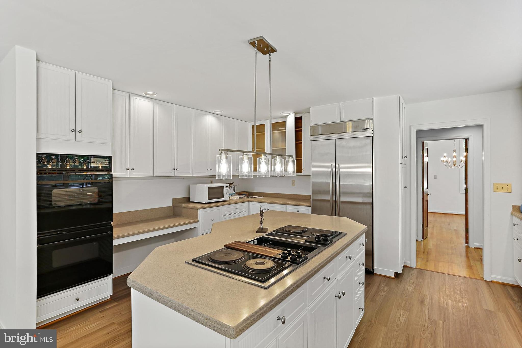TRIADELPHIA WOODS - Residential