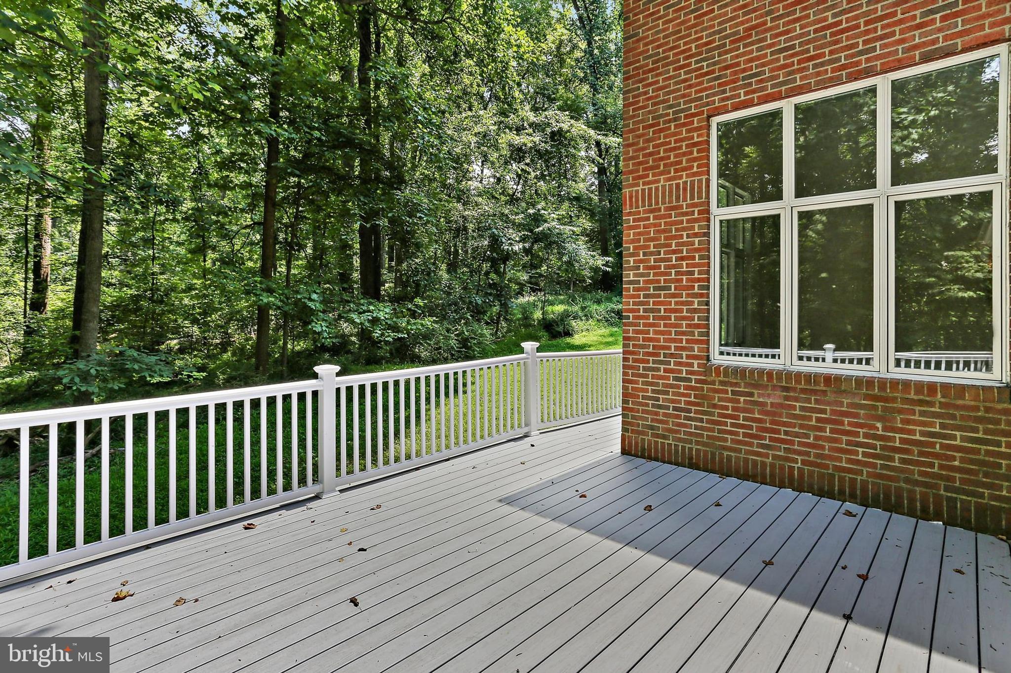 TRIADELPHIA WOODS - Residential