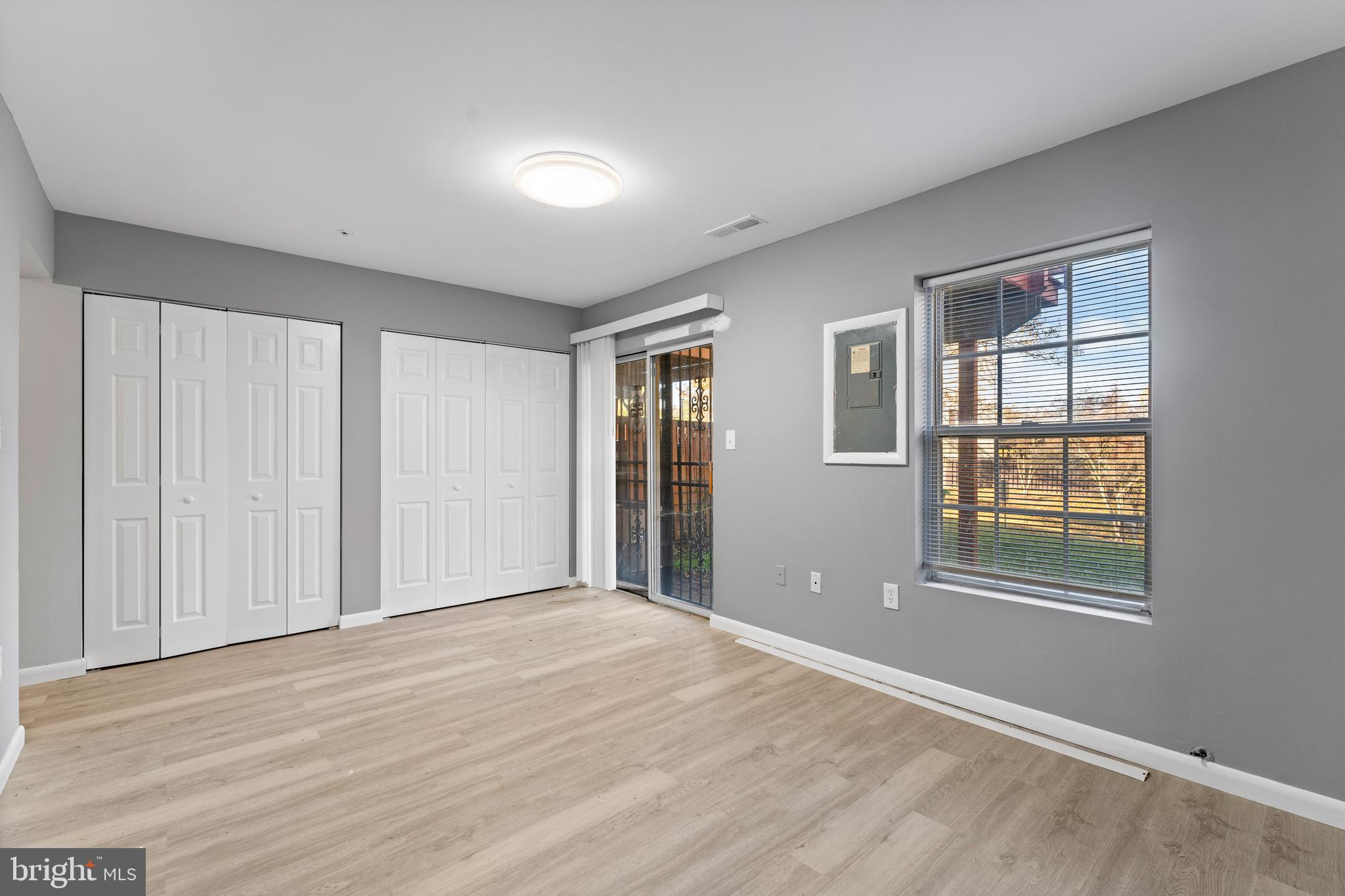 REGENCY TOWNS - Residential