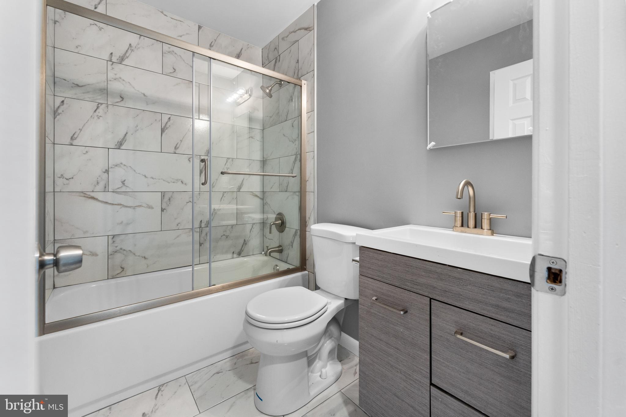 REGENCY TOWNS - Residential