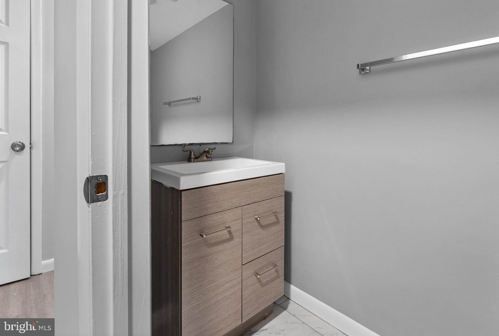 REGENCY TOWNS - Residential