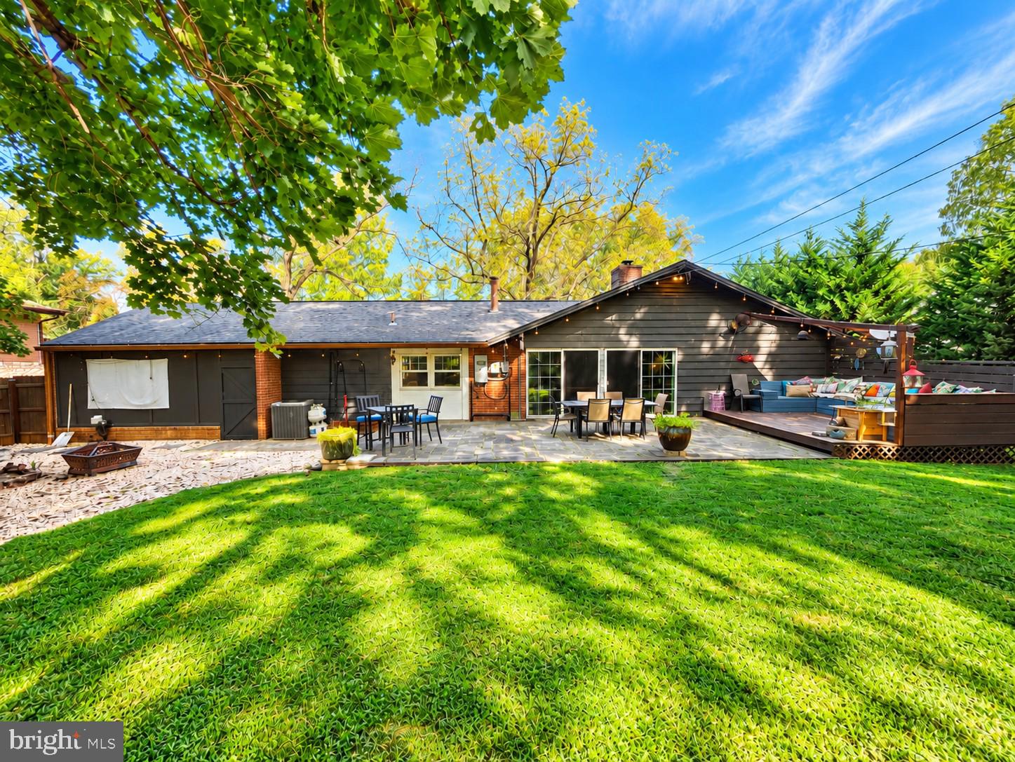 1052 KINGSLEY ROAD