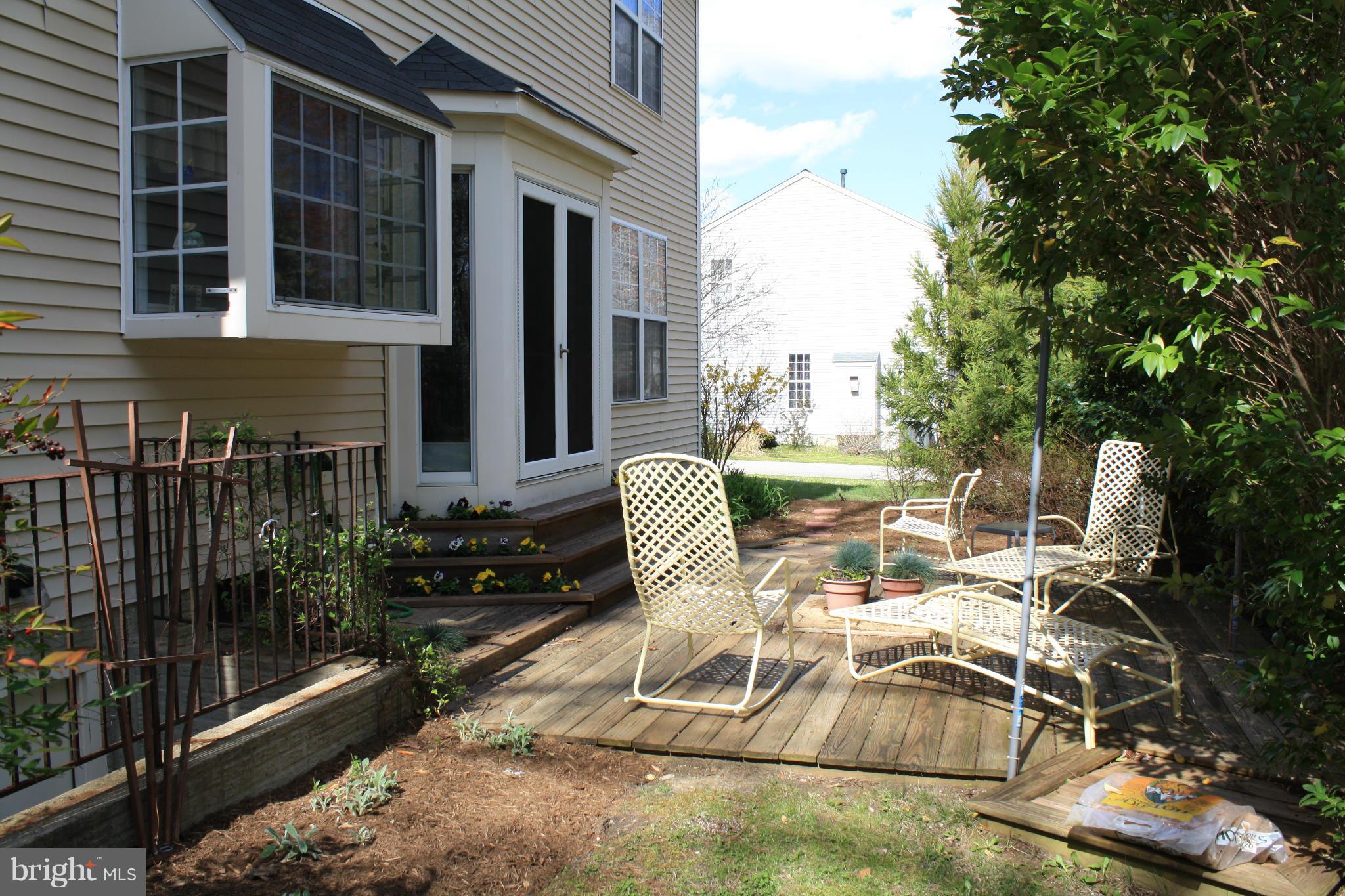 RIVERWALK/BLK WALNUT COV - Residential