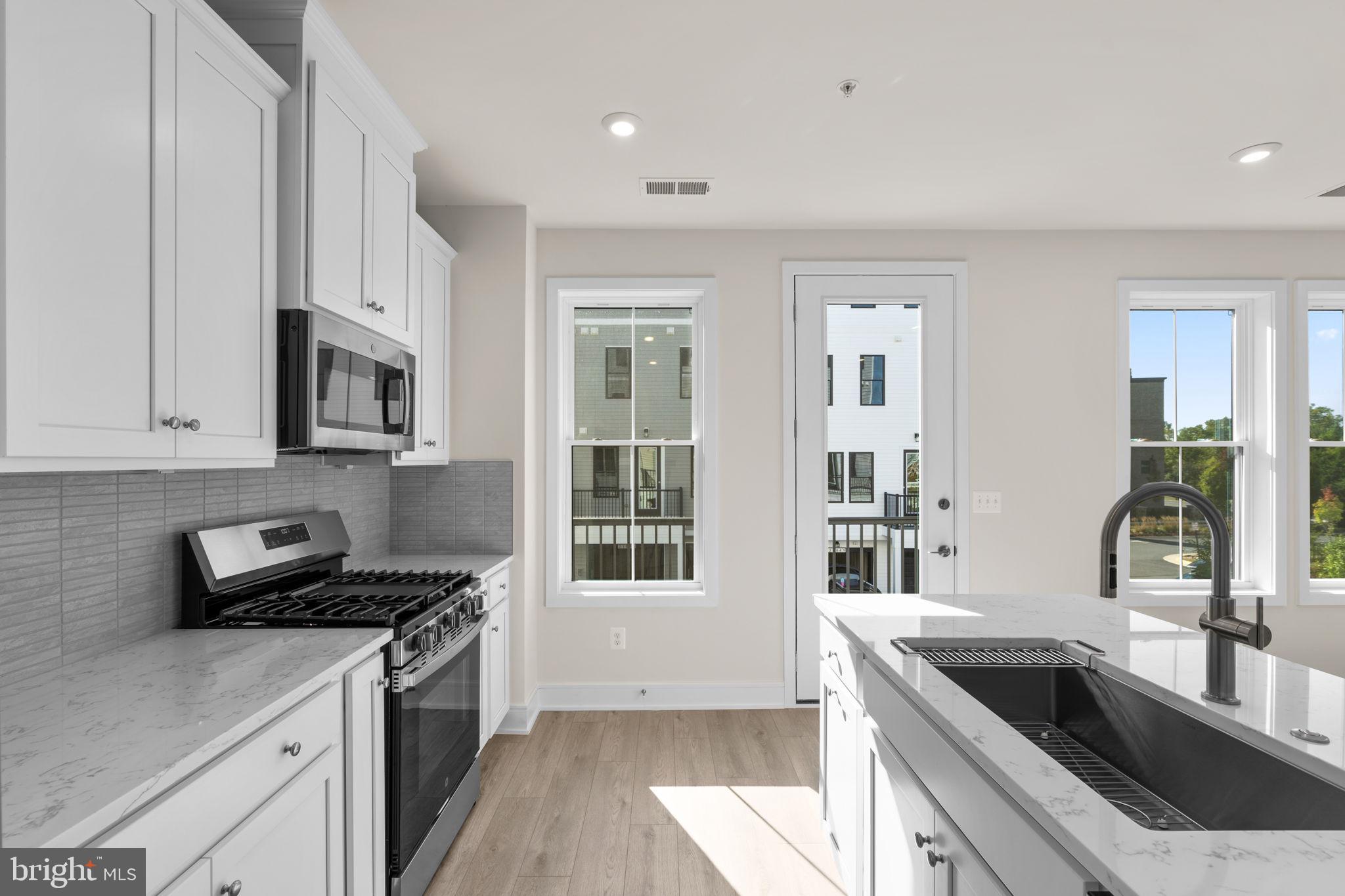 DEMOTT & SILVER - Residential