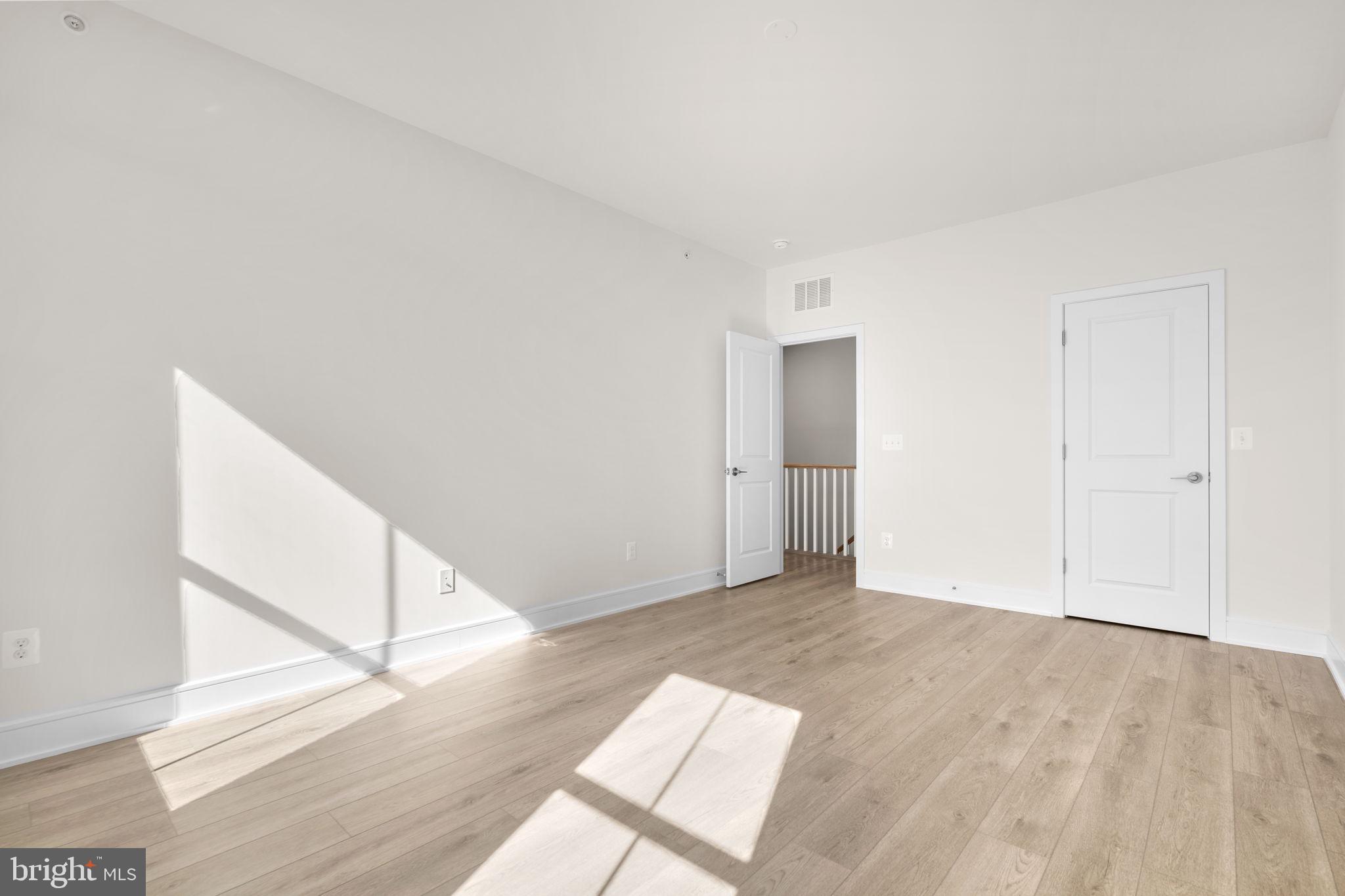 DEMOTT & SILVER - Residential