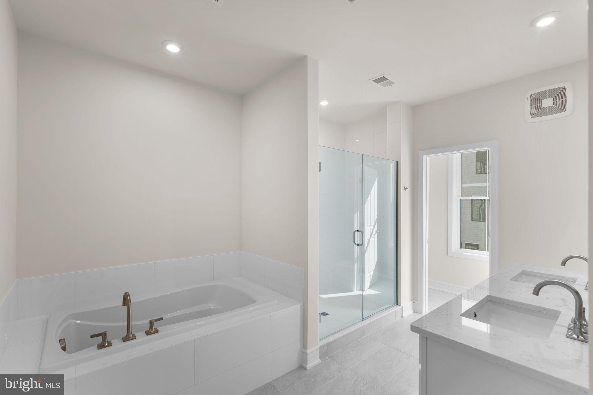 DEMOTT & SILVER - Residential